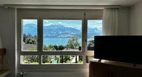 The Bluemlisalp, a private holiday flat with the lake of Thun view - Image 2