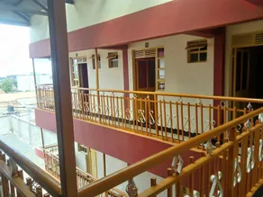 KQ Grill and Bistro - Image 4