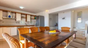 Spacious Villa Radevenjić with Outdoor Pool - Image 3