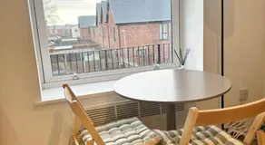 2BR City Flat By Ankers Flexible Renting Stockport Ideal for Business & Leisure - Image 5