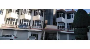 Hotel Grand Sirmaur - Image 5
