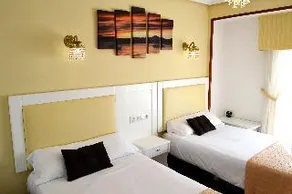 Hotel Santa Cristina Oleiros - Image 5