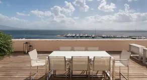 Caracciolo 13 Rooftop & Suites - Image 2