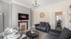 Holburn Lodge by Duthie Park Work Ready Fast Wi-Fi - Image 2