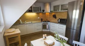 Maisonette Apartment with Terrace - Image 2