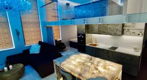 Luxury Queen V apartment with Jacuzzi - Image 4