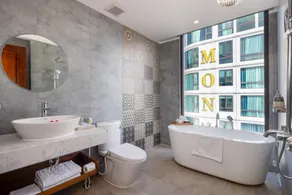 Menora Premium Da Nang - Sea Corner Boutique - Image 2