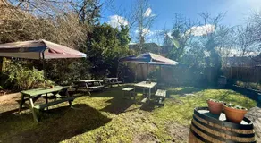 The Stonemasons Inn - Image 4