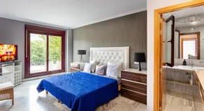 Luxury 3 Beds Villa Inside Resort - Image 2