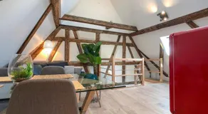 Beauty & The Beast - Old Town Cosy Apartments - Image 3