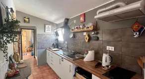 The Island Hostel & Café - Image 3