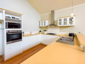 Sky Blue Retreat – Serene Family Getaway - Image 5