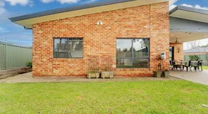 Parkland Garden Retreat - Image 5