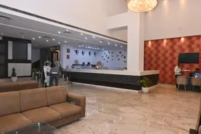The Grand Radiant Hotel - Image 4