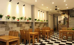 Beauty House - Image 3