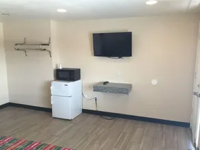 Ace Budget Motel - Image 2