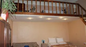Grandma`s Hotel - Image 2