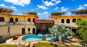 Deep Luxury Resort - Image 3