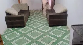 alugo quarto com 1 cama casal e 2 solteiro - Image 2
