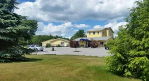 High Seas Motel - Image 4
