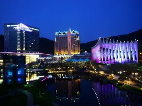 High1 Grand Hotel Main Tower (Kangwonland Hotel) - Image 4