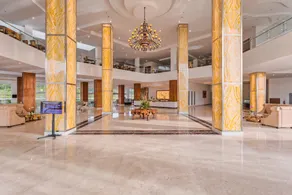 Le Eminence Puncak Hotel Convention & Resort - Image 2