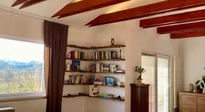 Priestranný apartmán s veľkorysým výhľadom - Image 2