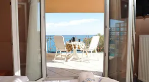 Hotel Pelagos Studios - Image 2