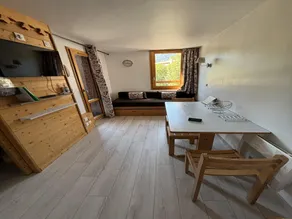 Studio in France with Ski Slope Access - Image 2