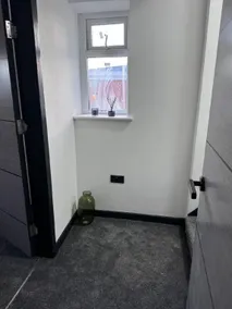 Modern City Apartment in Manchester - Image 4