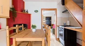 Fergies Canal-Side Cottage - Image 5