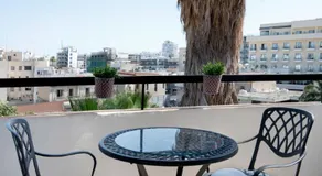Welcome! Perfect Location-City Center - Image 4