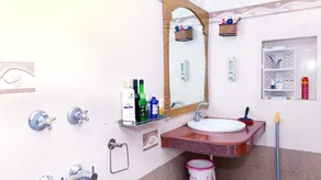 Kashi Tirth Home Stay - Image 5