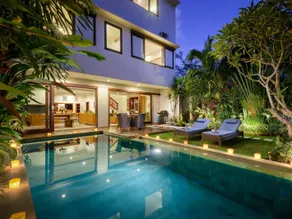 Echo Beach Townhouses - Image 4