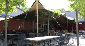 Romantic Boathouse Getaway in Lathum - Image 4