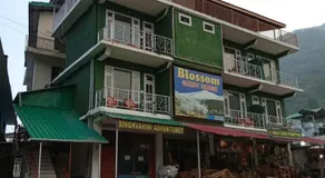Blossom Guest House - Image 5