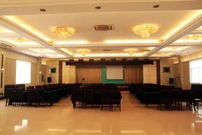 Xinghuacun Hotel - Image 2