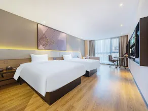 IU Hotel Zhaoqing Dinghushan Wanda Plaza - Image 2