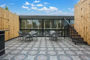 Townhouse Vikaspuri - Image 2