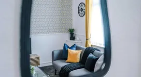 Spacious 2-Bed Home 5mins to Co-op Live & Etihad Campus w Free Parking - Image 4