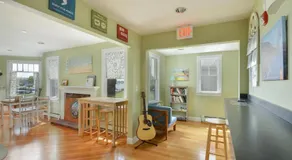 HI Hyannis Hostel - Image 4