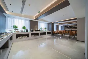 Clyde Hotel (Jiyang Zhonghai New World) - Image 5