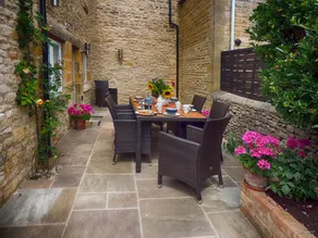 Rathbone Cottage - Image 3