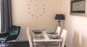 Vogue Apartments - Image 3