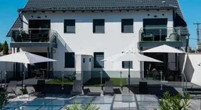 Bala-Home Apartments & Pool - Image 3
