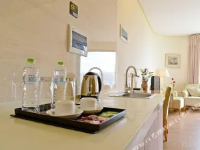 Fuxian Lake Lan'an Holiday Hotel - Image 3