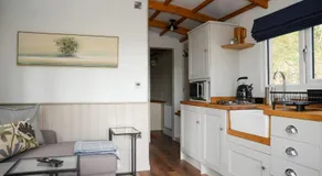 Wildwood Quarry Retreat - Image 4