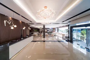 Mallberry Suites Business Hotel - Image 4