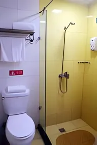 Home Inn Beijing Xidan Joy City - Image 5