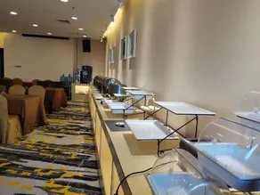 Zhuhai Golden Leaf Wuzhou Crown Hotel - Image 5